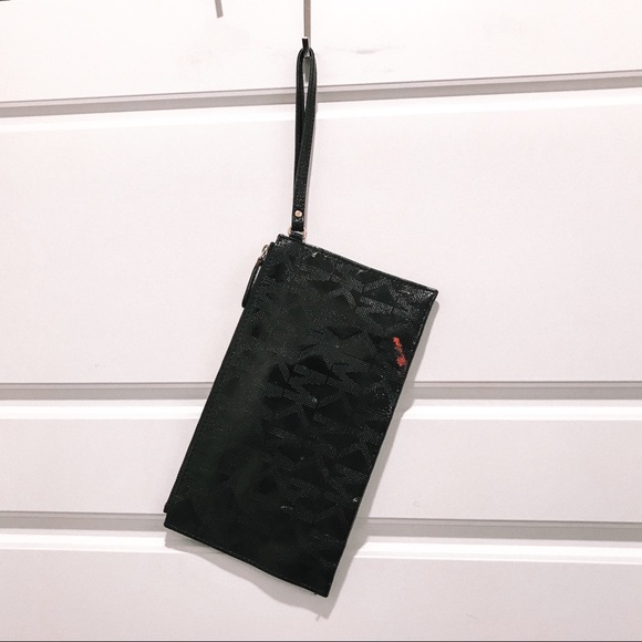 Michael Kors Wristlet - Picture 4 of 7